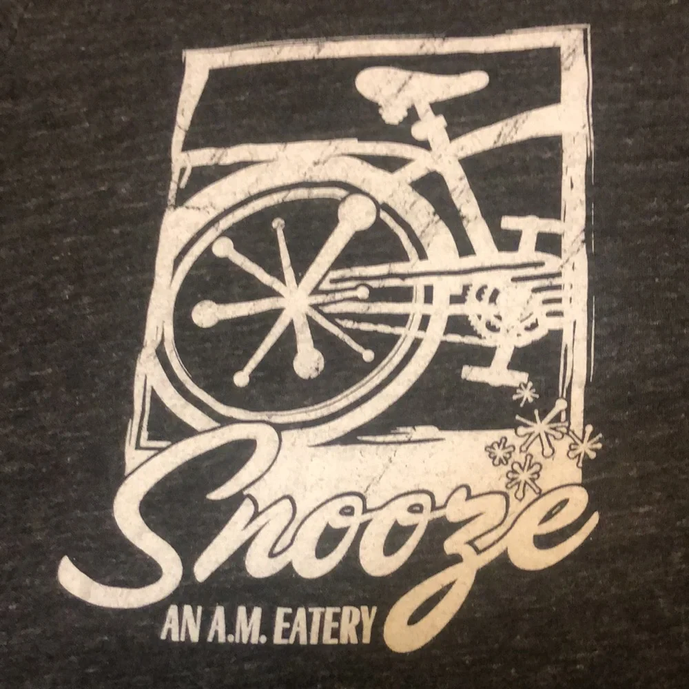 Alternative tee - Picture 2 of 3